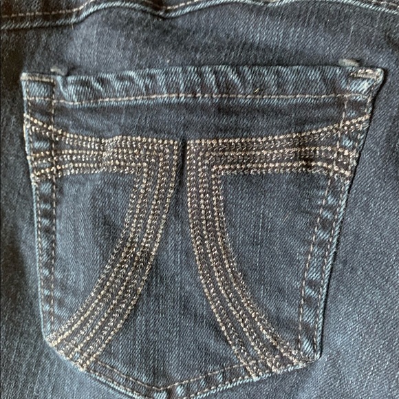 Seven7  Dark Wash Slim Boot Cut Jeans Sz 10 - Picture 8 of 10